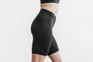 Black Nobull High-Rise Short 8 inches (Plush Heather) | 750KBPQZA