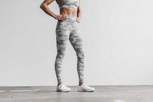 White Camo Nobull High-Rise Tight (Camo) | 168XRGCDZ