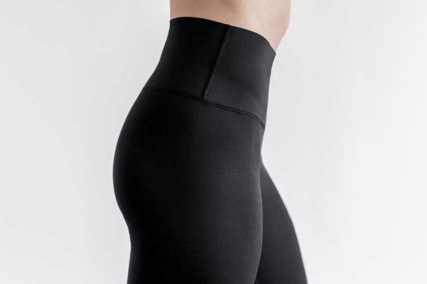 Black Matte Nobull High-Rise Crop (Matte) | 213HUNGKZ