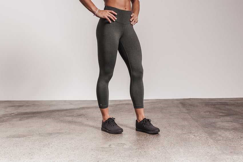 Charcoal Heather Nobull High-Rise Crop (Plush Heather) | 380JBUMCO