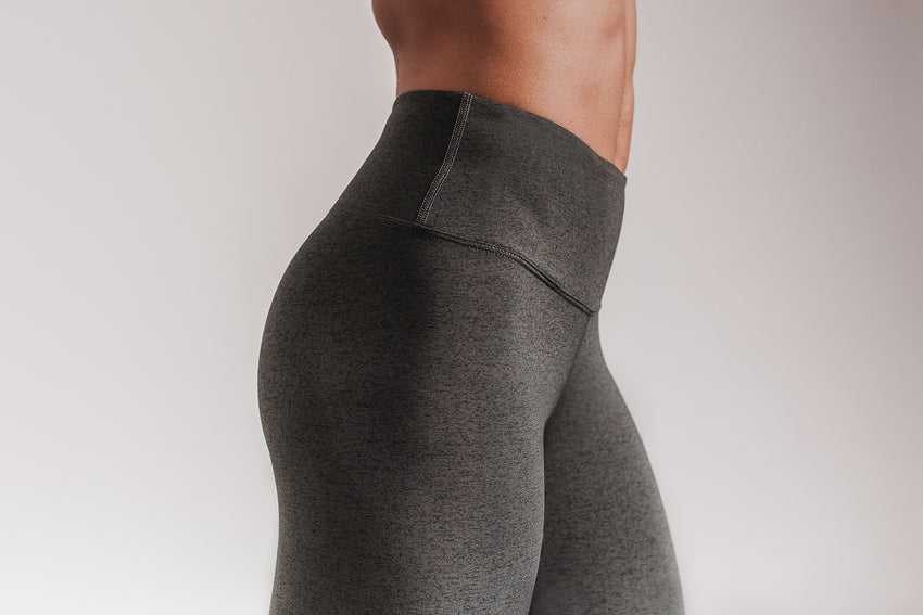 Charcoal Heather Nobull High-Rise Crop (Plush Heather) | 380JBUMCO