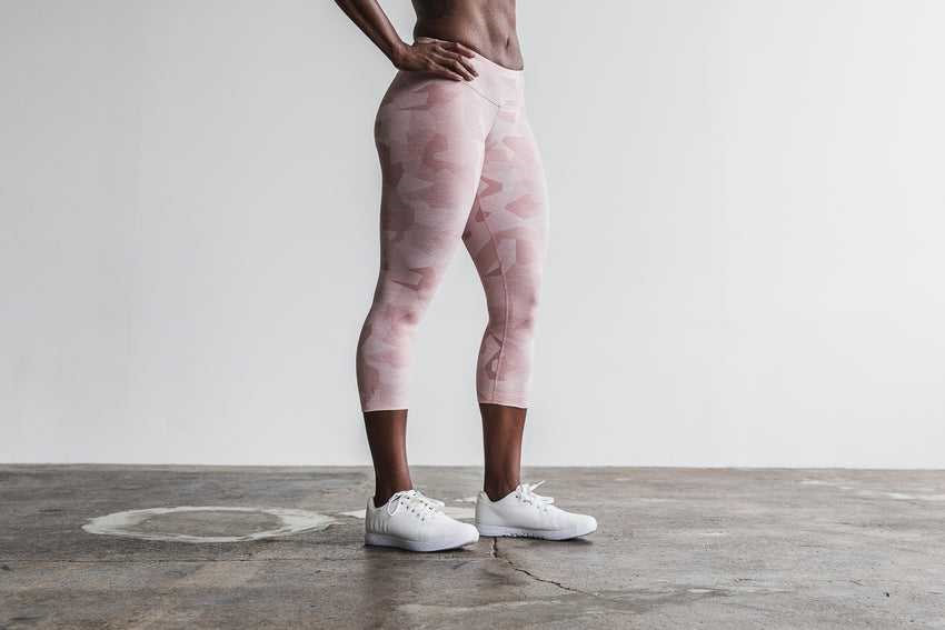 Dusty Rose Camo Melange Nobull Crop (Melange) | 065VDOZTL